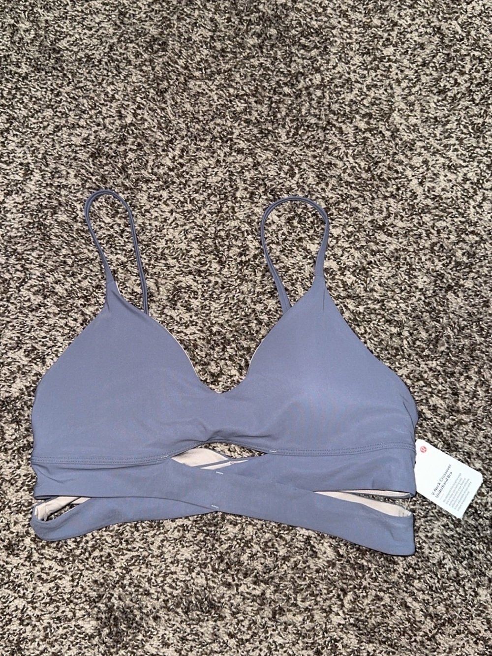 lululemon V-Neck Crossover Underband Bra. Graphite grey. NWT. SIZE 8